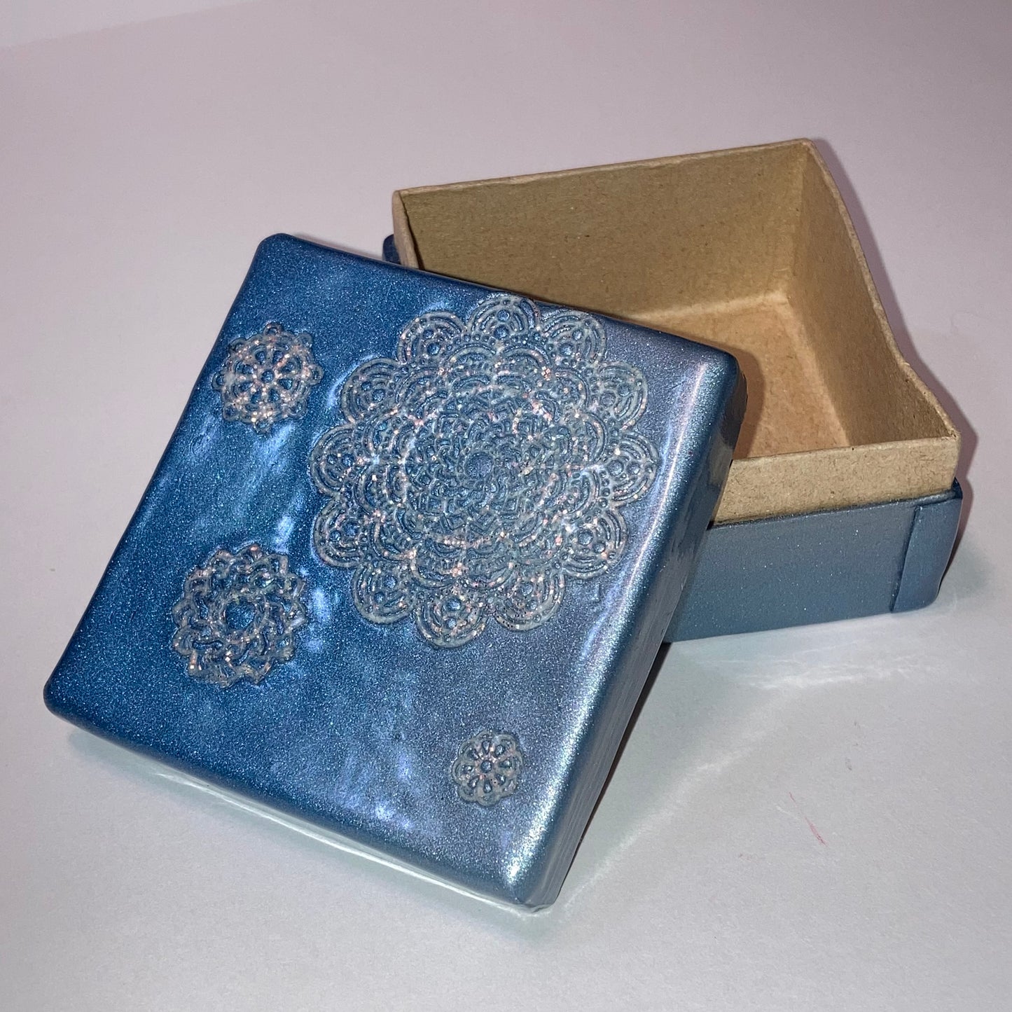 Winter Lace Box