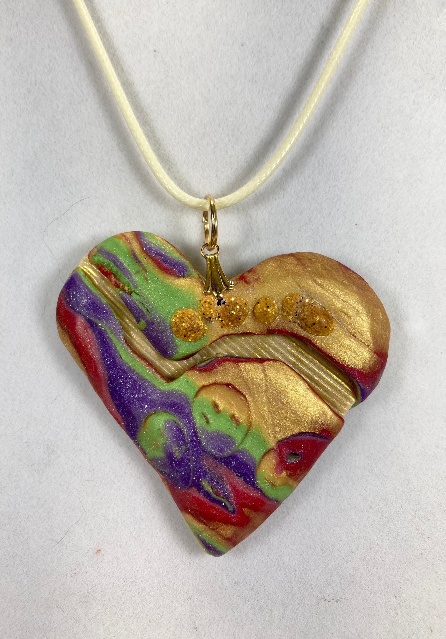 Holiday Vintage Colors Lazy River Heart Pendant Purple