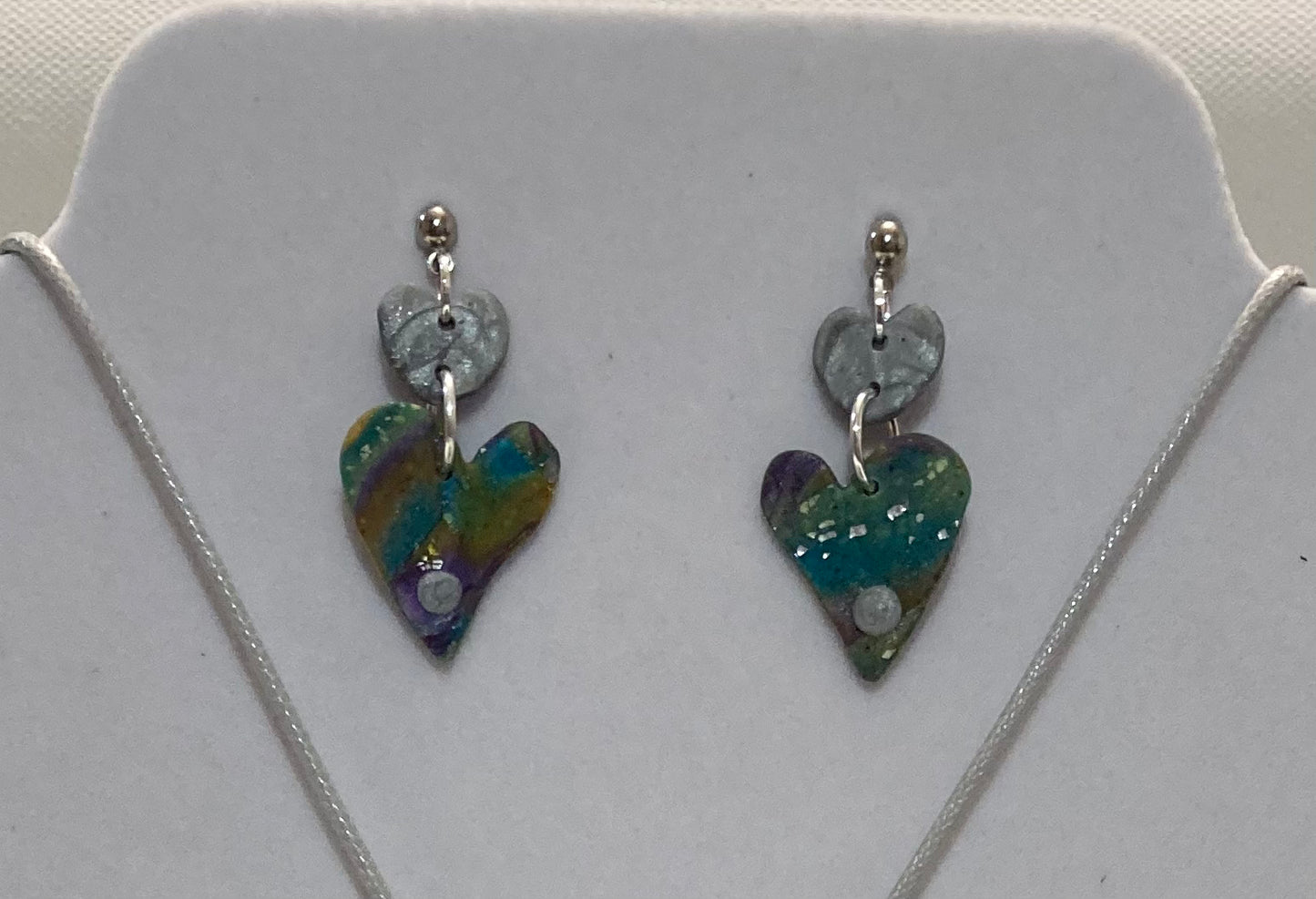 Bearutiful Broken Hearts Teal River and Silver Accents Pendant and Earrings Set