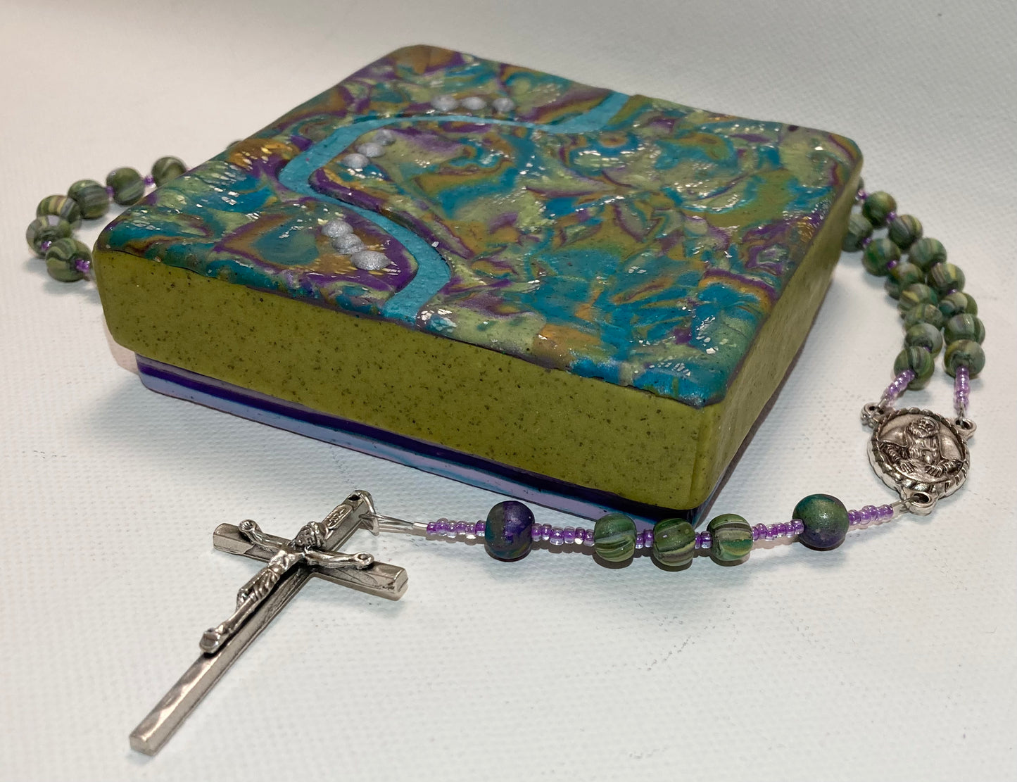 Beautiful Broken Hearts Teal River and Silver Accents Box and Rosary Set
