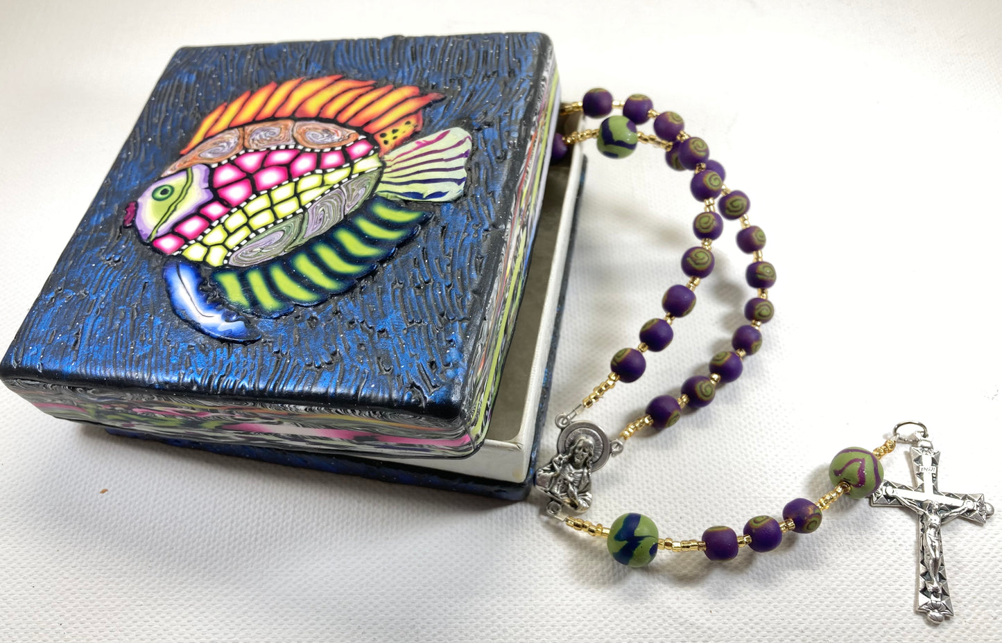 Color with Canes Fun Fish Rosary and Box Set